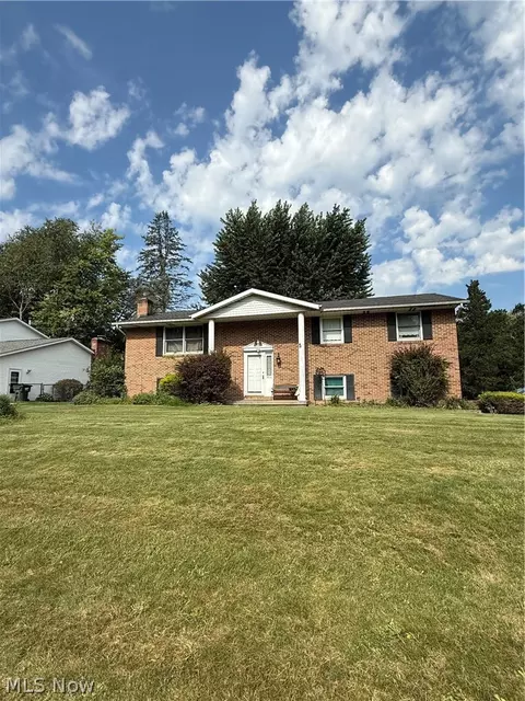 975 Norwich Ave NW, Massillon, OH 44646