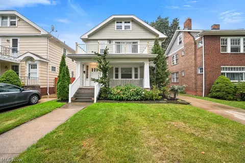 15611 Delaware Ave, Lakewood, OH 44107