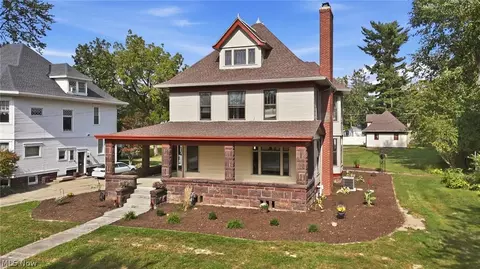 847 Center St, Ashland, OH 44805