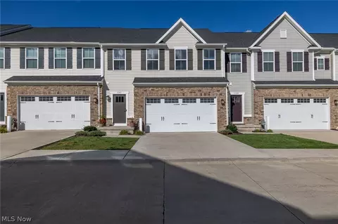1143 Starboard Dr, Medina, OH 44256