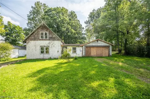 1090 N River Rd NE, Warren, OH 44483