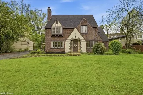 14316 Ashwood Rd, Shaker Heights, OH 44120