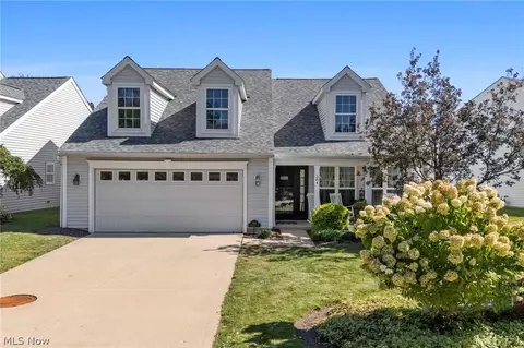 384 Clearbrook Dr, Avon Lake, OH 44012