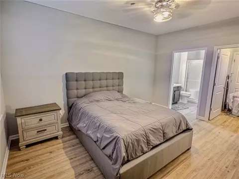 Bedroom - 118 W Spring Dr, Elyria, OH 44035 photo 2 of 2
