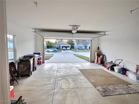 Entry Way - 118 W Spring Dr, Elyria, OH 44035 photo 2 of 2