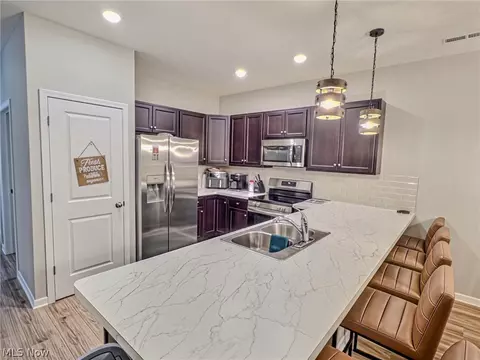 Kitchen - 118 W Spring Dr, Elyria, OH 44035 photo 3 of 3