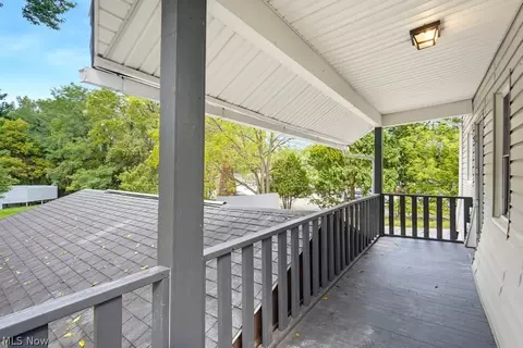 Exterior - 522 Massillon Rd, Akron, OH 44306 photo 5 of 6
