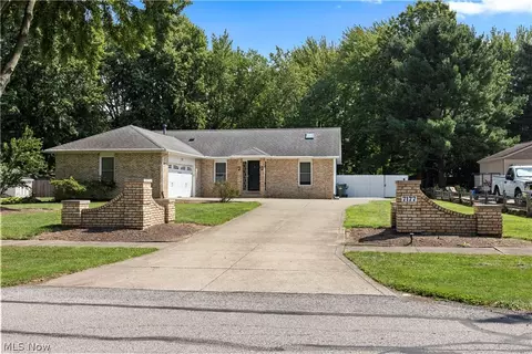 7177 Fairacres Ave, North Ridgeville, OH 44039