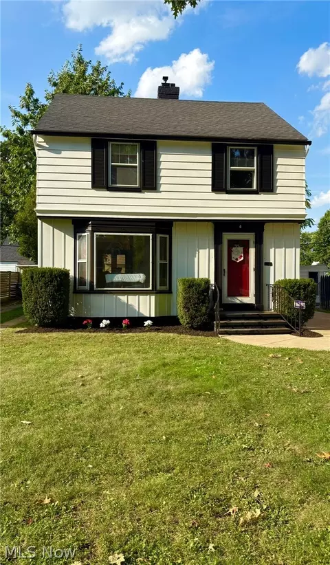 17706 Ponciana Ave, Cleveland, OH 44135