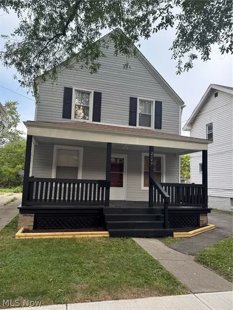 2149 W 106th St, Cleveland, OH 44102