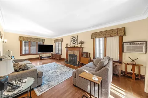 Living - 221 Raff Rd NW, Canton, OH 44718 photo 1 of 1