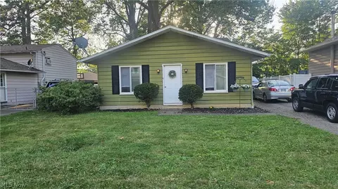 6158 Rosebelle Ave, North Ridgeville, OH 44039