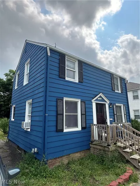 17312 Glendale Ave, Cleveland, OH 44128