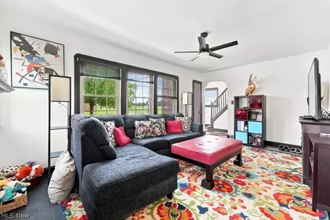 Living - 4038 Sunset Blvd, Boardman, OH 44512 photo 1 of 3