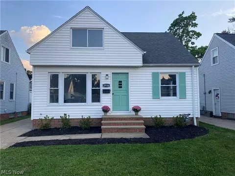 29148 Barjode Rd, Willowick, OH 44095