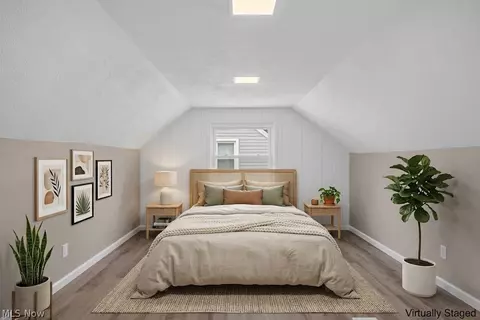 Bedroom - 29148 Barjode Rd, Willowick, OH 44095 photo 1 of 3