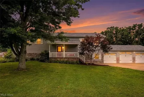 4385 Shimoda Dr, Zanesville, OH 43701