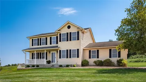 1480 Sunflower Rd, New Concord, OH 43762
