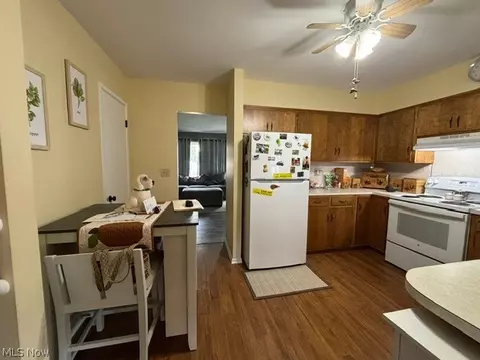 Kitchen - 224 E Slingluff Ave, Dover, OH 44622 photo 1 of 2