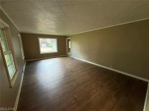 Living - 220 Grant St, Dennison, OH 44621 photo 4 of 6