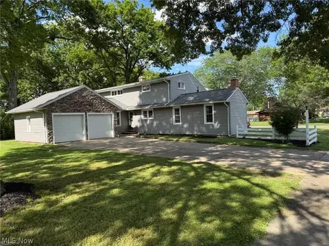 Exterior - 220 Grant St, Dennison, OH 44621 photo 5 of 6