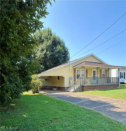 610 19th St, Vienna, WV 26105