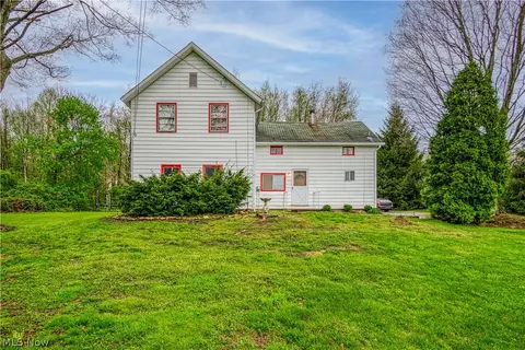 1489 Randolph Rd, Mogadore, OH 44260