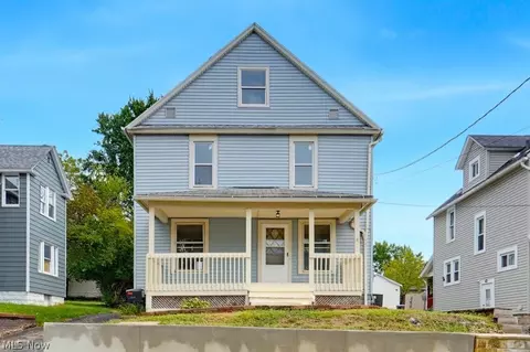 2121 10th St SW, Akron, OH 44314