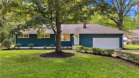 7524 Root Rd, North Ridgeville, OH 44039
