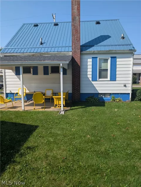 Exterior - 313 E Line St, Minerva, OH 44657 photo 1 of 4