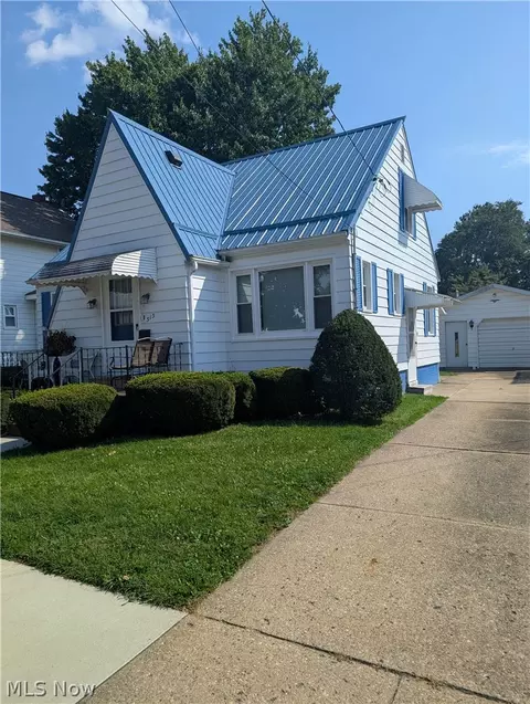 Other - 313 E Line St, Minerva, OH 44657 photo 3 of 11