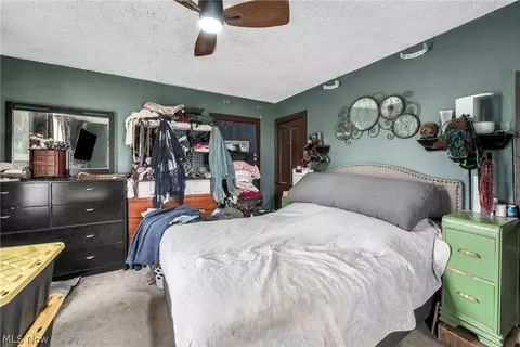 Bedroom - 24 S Main St, Willard, OH 44890 photo 6 of 10