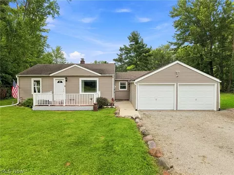 36260 Shaw Dr, North Ridgeville, OH 44039