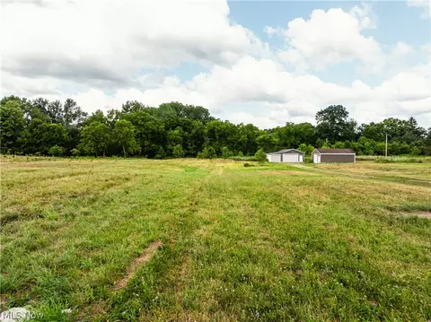 Exterior - Blake Road, Wadsworth, OH 44281 photo 1 of 6
