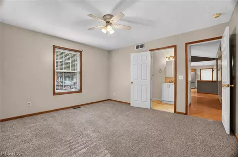 Bedroom - 5414 Carlson Ln, Ashtabula, OH 44004 photo 2 of 6