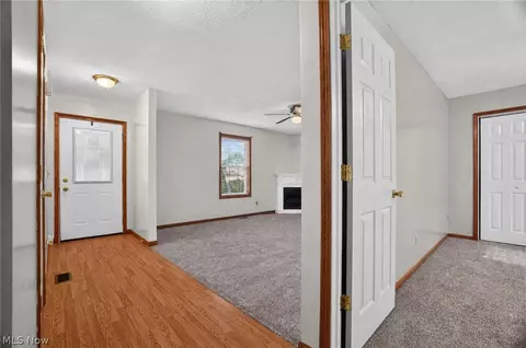 Entry Way - 5414 Carlson Ln, Ashtabula, OH 44004 photo 6 of 6