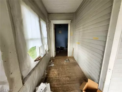 Entry Way - 103 Circle Ave, Spencer, WV 25276 photo 6 of 6