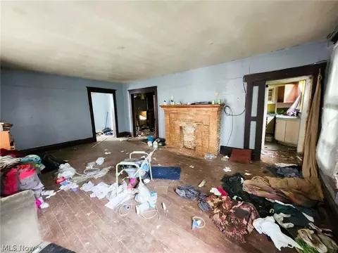 Living - 103 Circle Ave, Spencer, WV 25276 photo 1 of 2
