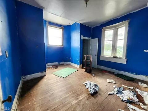 Bedroom - 103 Circle Ave, Spencer, WV 25276 photo 1 of 3