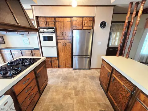 Kitchen - 105 Virginia Ave, Elyria, OH 44035 photo 2 of 3