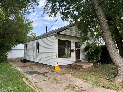 11914 Mcgowan Ave, Cleveland, OH 44135