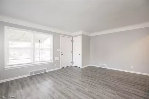 Living - 6615 Gilbert Ave, Parma, OH 44129 photo 3 of 5