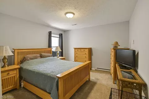 Bedroom - 4052 Pine Dr, Rootstown, OH 44272 photo 1 of 6