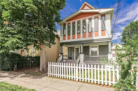 2468 W 2472 2484 W 10th St, Cleveland, OH 44113