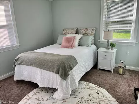 Bedroom - 627 Poland Ave, Struthers, OH 44471 photo 1 of 6