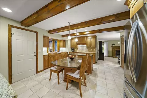 Kitchen - 280 Beech Ct, Aurora, OH 44202 photo 1 of 3