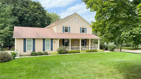 Exterior - 280 Beech Ct, Aurora, OH 44202 photo 11 of 11