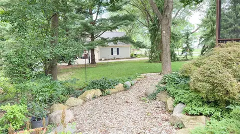Exterior - 280 Beech Ct, Aurora, OH 44202 photo 10 of 11