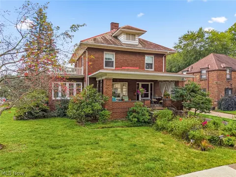 807 Campbell Cir NE, Massillon, OH 44646