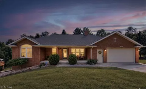 104 Kell Ln, Saint Clairsville, OH 43950